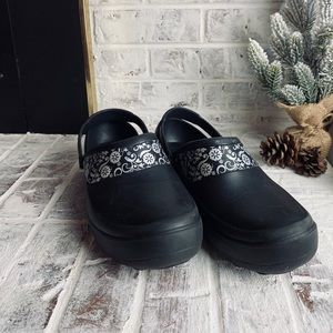Black Clog Crocs